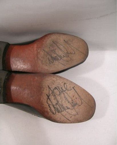 Signed Michael Jackson shoes returned to owner after auction theft